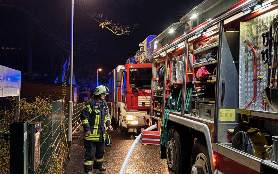 Feueralarm Gefahrenmeldeanlage – verrauchter Kellerbereich