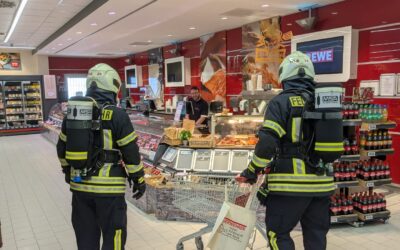 Die Flörsheimer Feuerwehr nun als Sammelalbum