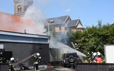 Bestätigter Brand im Gebäude